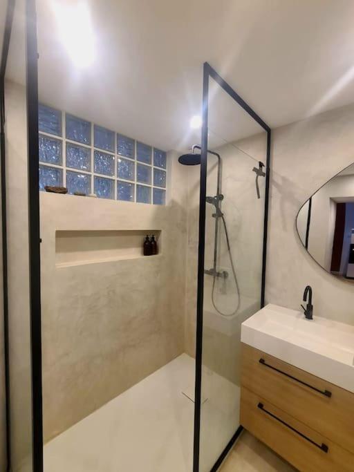 T4 Renove, Clim, Internet & Netflix, Tout Confort Marseilles Exterior foto